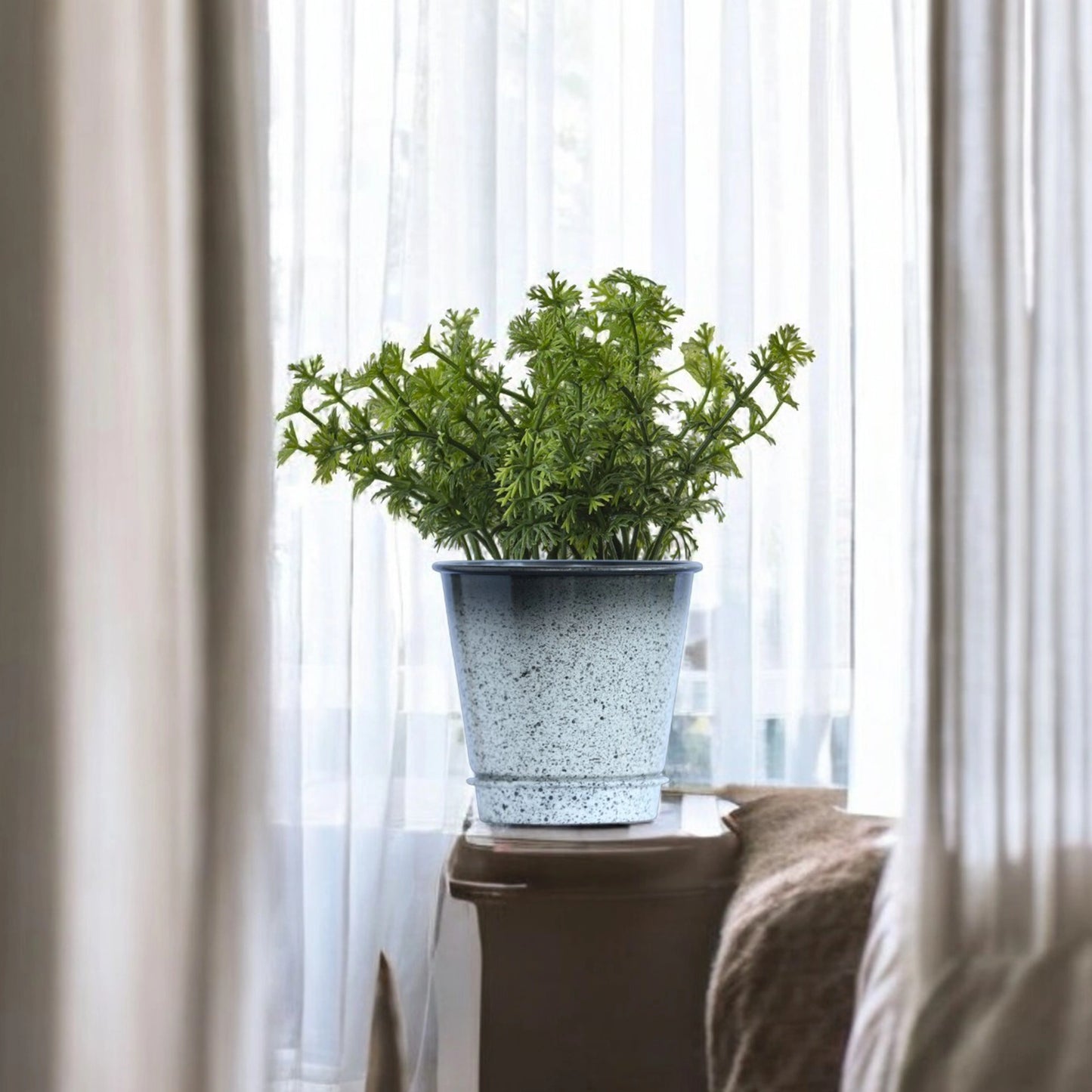 Galvanised Gradient Pot