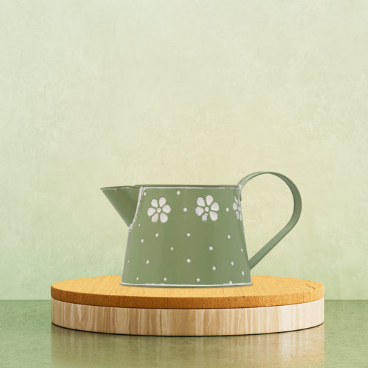 Lipped Galvanised Watering Can in Green